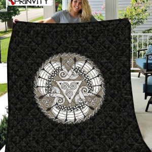 Viking Celtic Triskelion Quilt