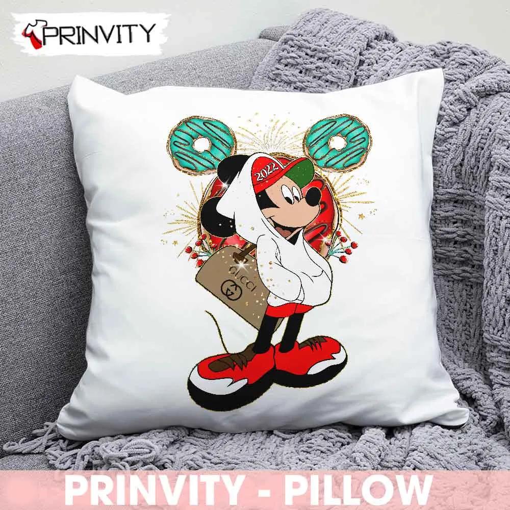 Mickey Mouse Christmas Disney Gucci Pillow, Walt Disney, Best Christmas Gifts For Disney Lovers, Merry Disney Christmas, Size 14”x14”, 16”x16”, 18”x18”,20”x20” – Prinvity